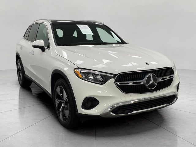 2024 Mercedes-Benz GLC 300