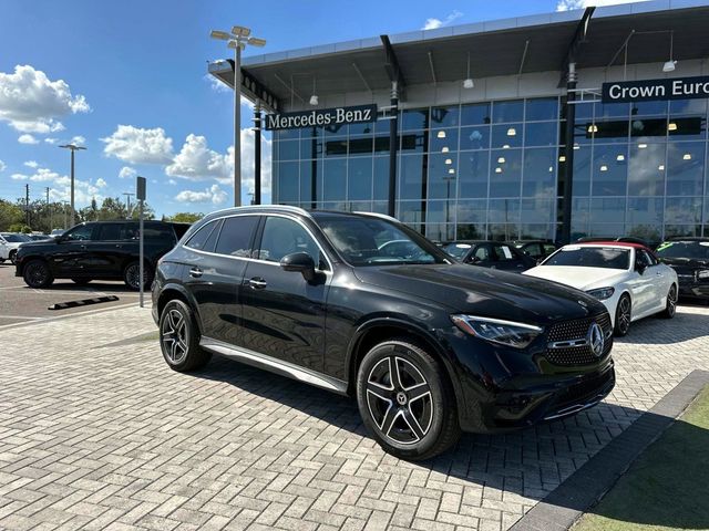 2024 Mercedes-Benz GLC 300