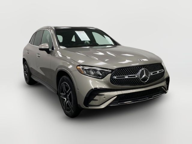 2024 Mercedes-Benz GLC 300