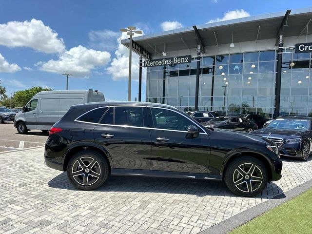 2024 Mercedes-Benz GLC 300