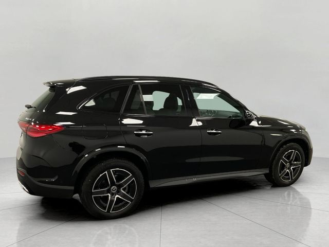 2024 Mercedes-Benz GLC 300