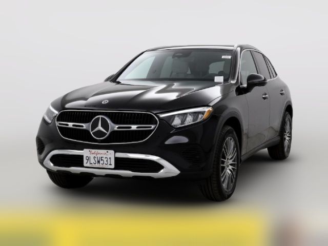 2024 Mercedes-Benz GLC 300