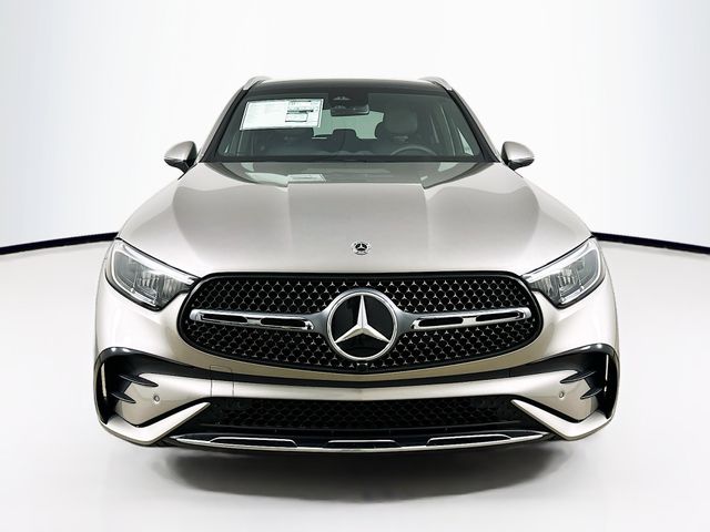 2024 Mercedes-Benz GLC 300