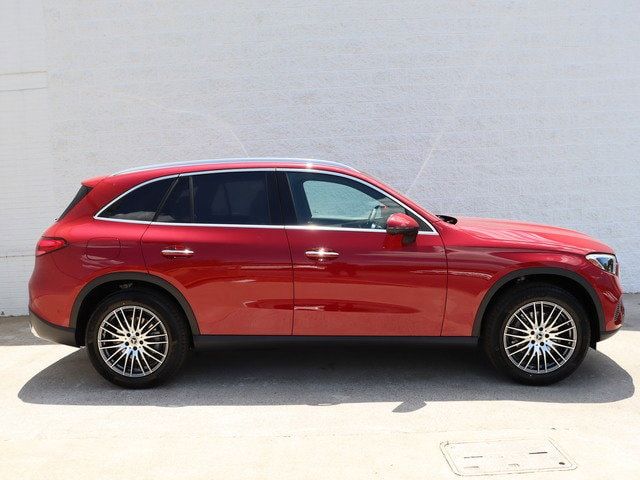 2024 Mercedes-Benz GLC 300