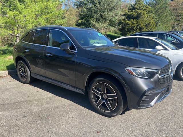 2024 Mercedes-Benz GLC 300