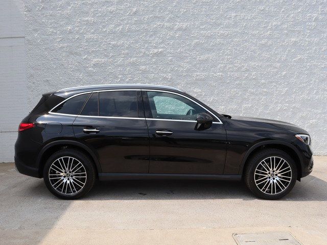 2024 Mercedes-Benz GLC 300