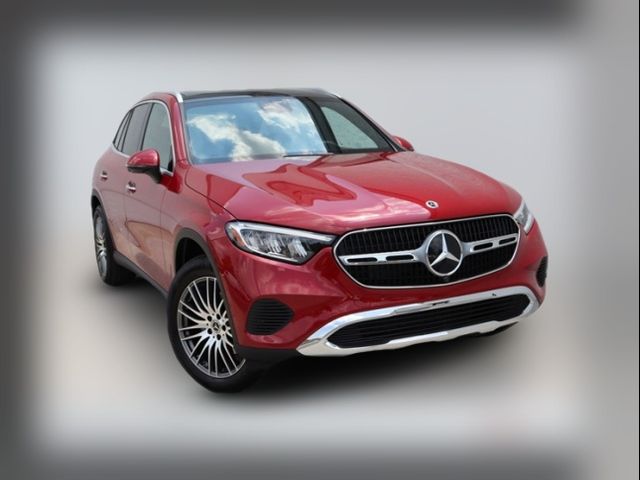 2024 Mercedes-Benz GLC 300