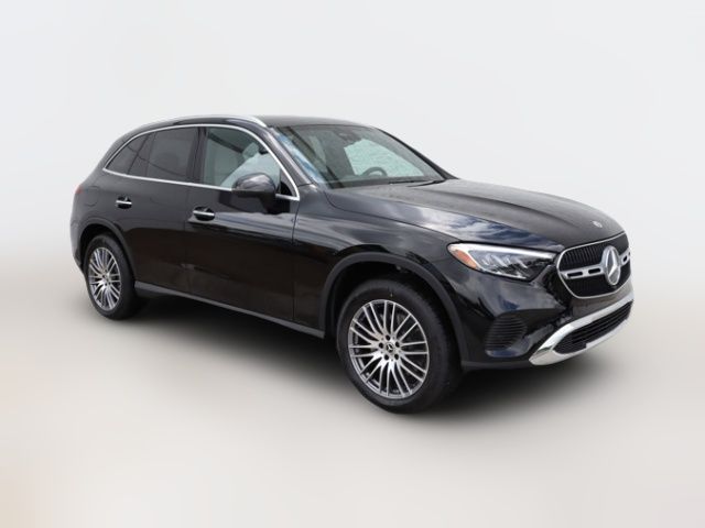 2024 Mercedes-Benz GLC 300