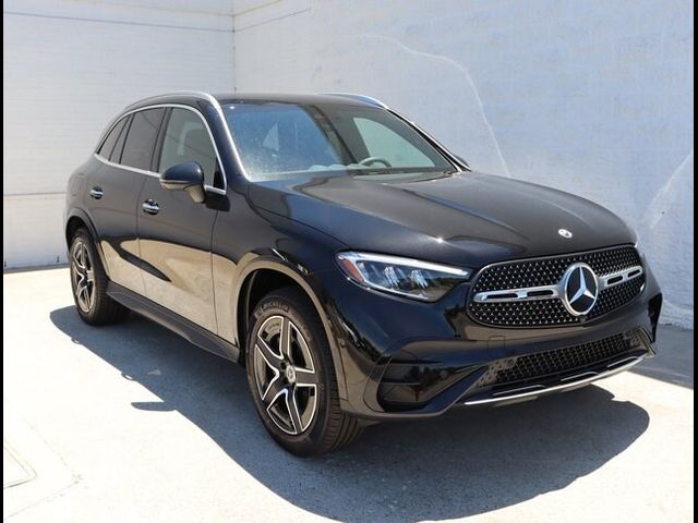 2024 Mercedes-Benz GLC 300