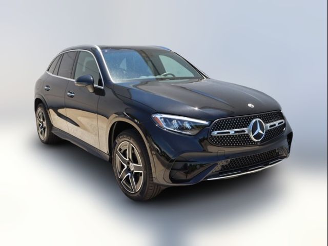 2024 Mercedes-Benz GLC 300