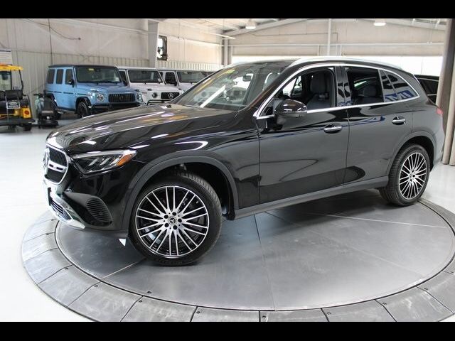 2024 Mercedes-Benz GLC 300