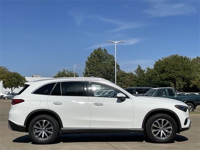 2024 Mercedes-Benz GLC 300