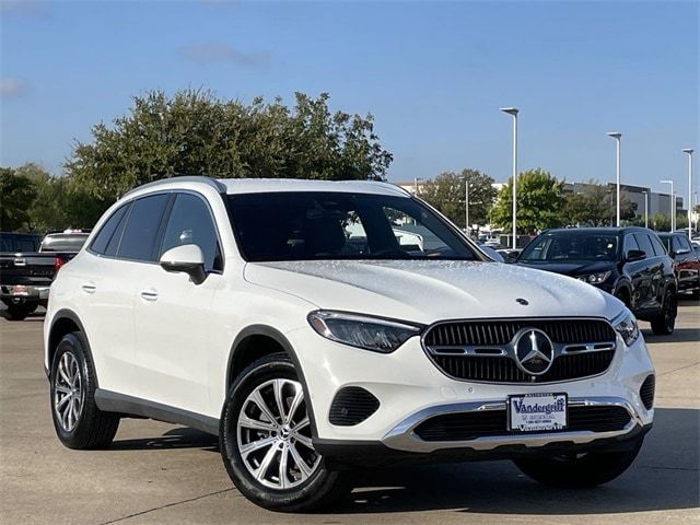 2024 Mercedes-Benz GLC 300