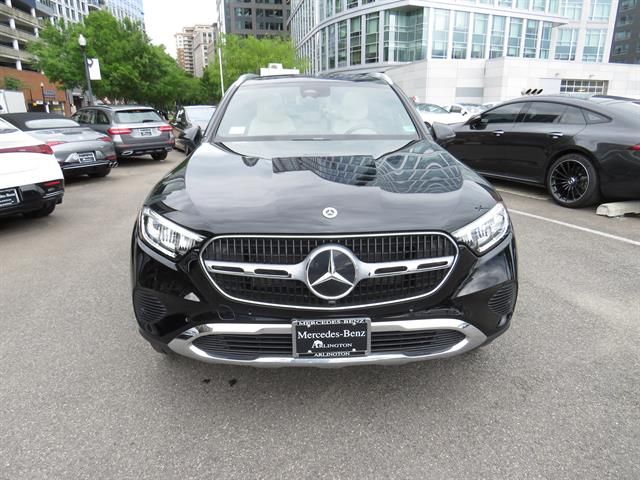 2024 Mercedes-Benz GLC 300