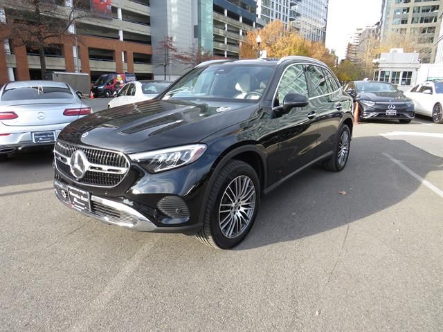 2024 Mercedes-Benz GLC 300