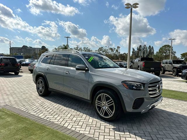 2024 Mercedes-Benz GLS 450