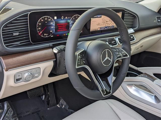 2024 Mercedes-Benz GLS 450