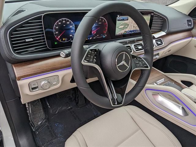 2024 Mercedes-Benz GLS 450