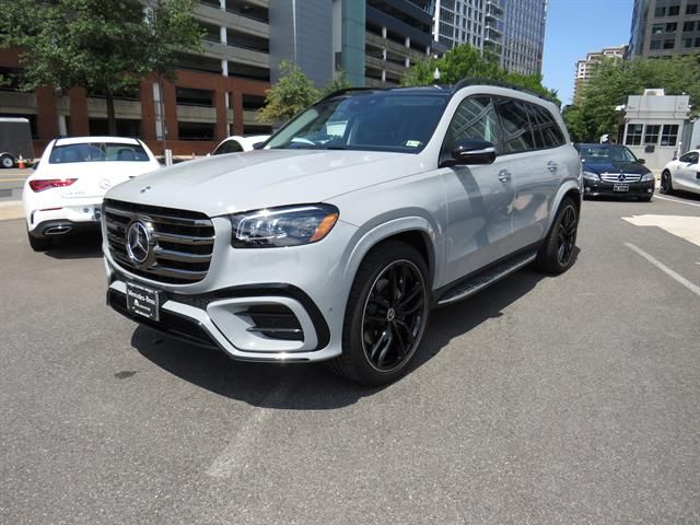 2024 Mercedes-Benz GLS 450