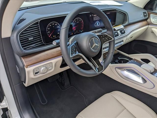 2024 Mercedes-Benz GLS 450