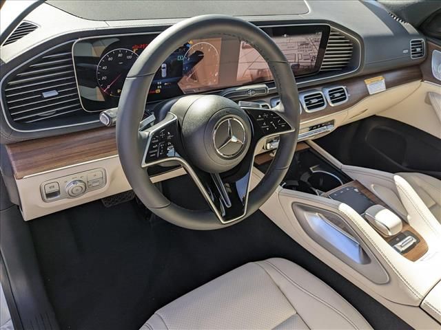 2024 Mercedes-Benz GLS 450