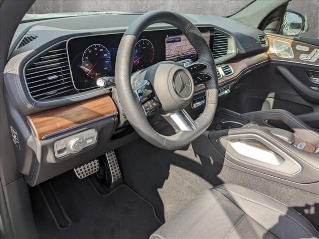 2024 Mercedes-Benz GLS 450