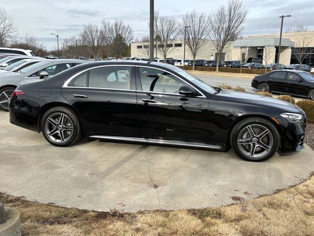 2024 Mercedes-Benz S-Class S 580e