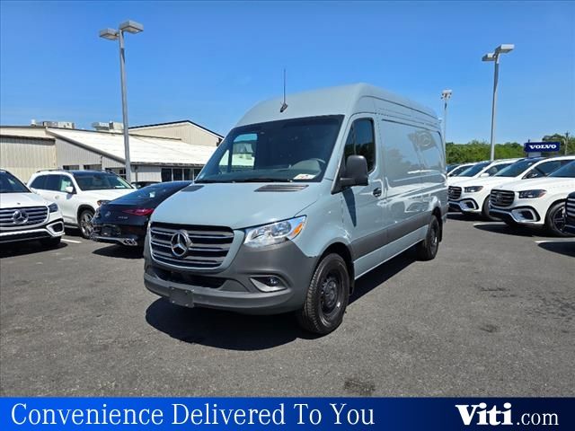 2024 Mercedes-Benz Sprinter Base