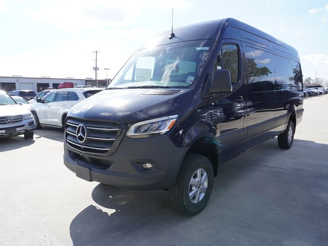 2024 Mercedes-Benz Sprinter Base