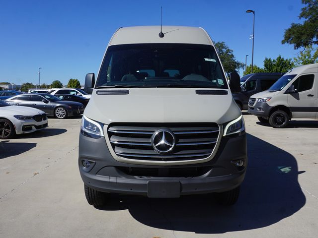 2024 Mercedes-Benz Sprinter Crew