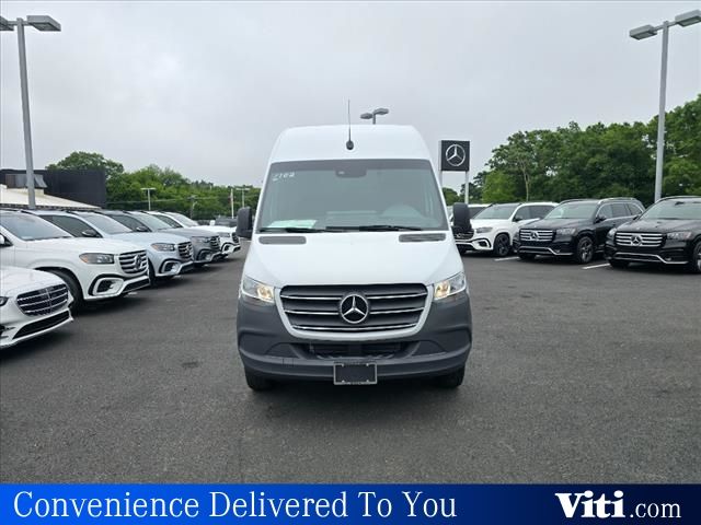 2024 Mercedes-Benz Sprinter Cargo