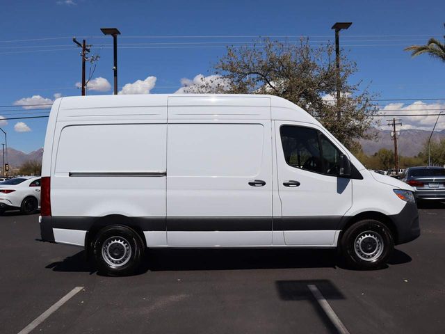 2024 Mercedes-Benz Sprinter Base