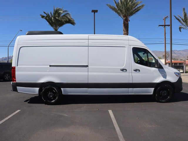 2024 Mercedes-Benz Sprinter Base