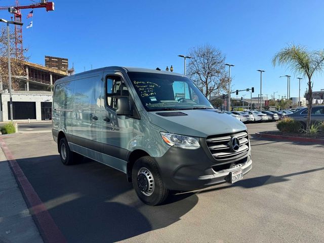 2024 Mercedes-Benz Sprinter Cargo