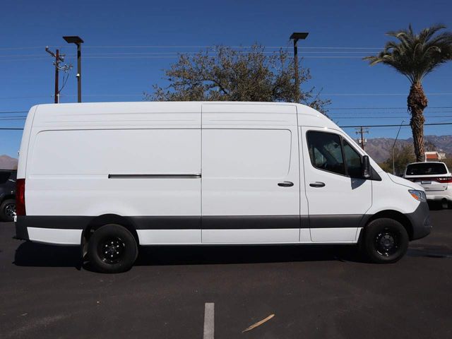 2024 Mercedes-Benz Sprinter Cargo