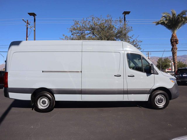 2024 Mercedes-Benz Sprinter Cargo