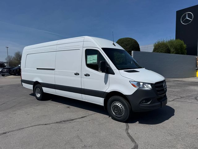 2024 Mercedes-Benz Sprinter Cargo