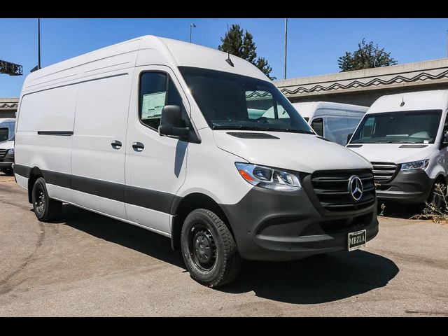 2024 Mercedes-Benz Sprinter Cargo