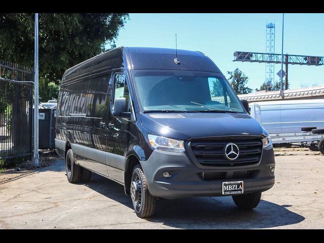 2024 Mercedes-Benz Sprinter Cargo