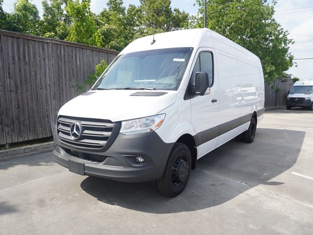 2024 Mercedes-Benz Sprinter Cargo