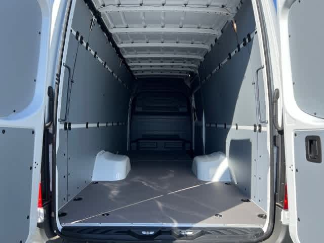 2024 Mercedes-Benz Sprinter Cargo