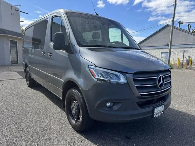 2024 Mercedes-Benz Sprinter Base