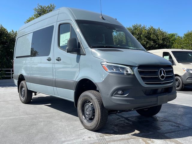 2024 Mercedes-Benz Sprinter Crew