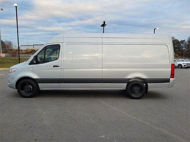 2024 Mercedes-Benz Sprinter Base