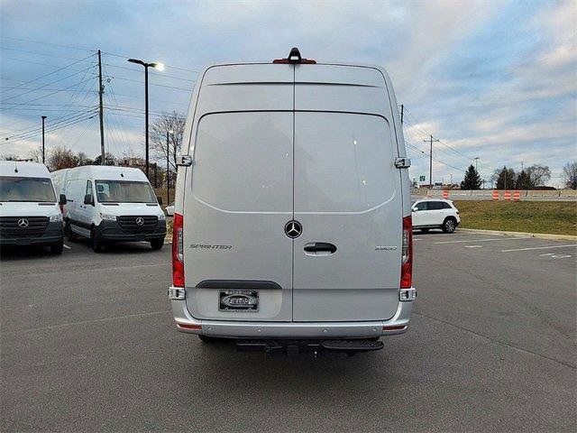 2024 Mercedes-Benz Sprinter Base