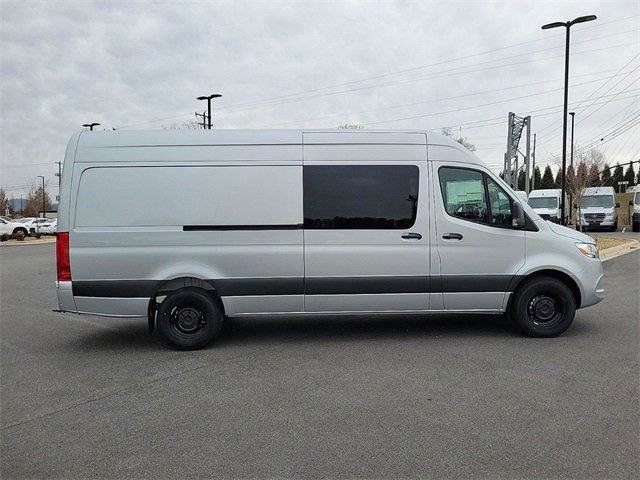 2024 Mercedes-Benz Sprinter Base