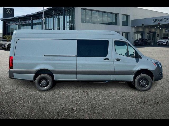 2024 Mercedes-Benz Sprinter Base