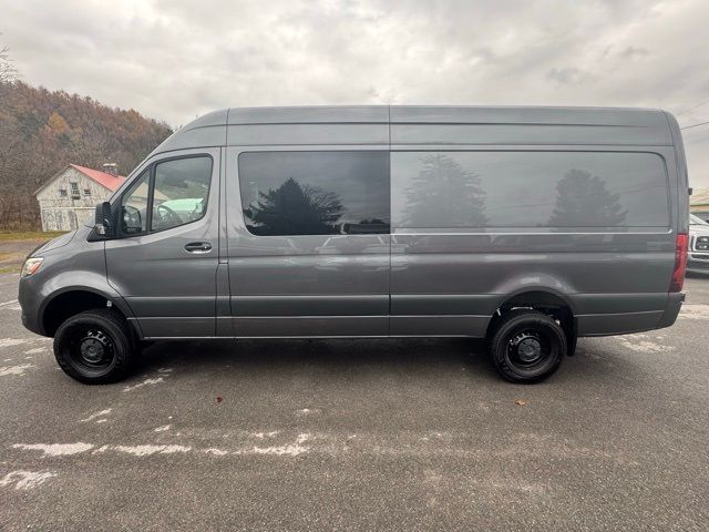 2024 Mercedes-Benz Sprinter Base