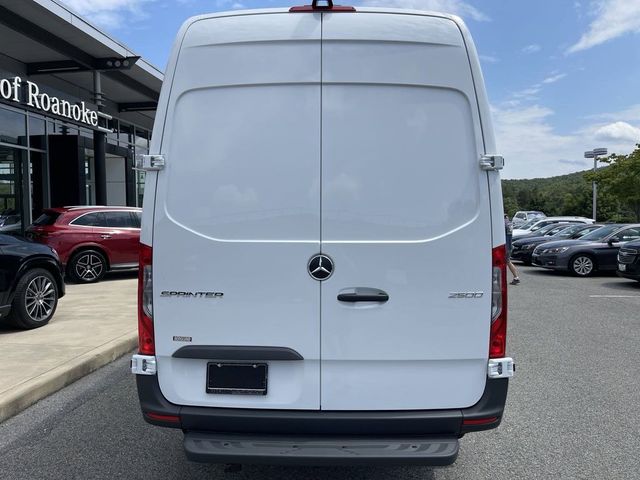 2024 Mercedes-Benz Sprinter Cargo