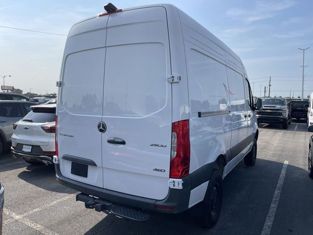 2024 Mercedes-Benz Sprinter Base